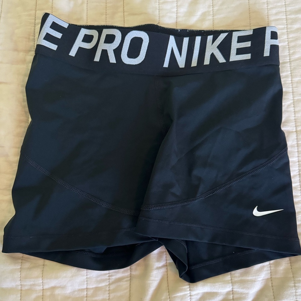 Nike Pro 3” Inseam Women’s Athletic Compression Shorts size M
